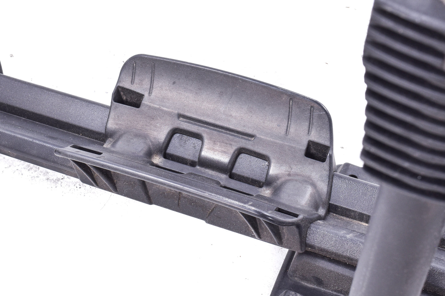 USED Thule Upride Bike Roof Rack Carrier