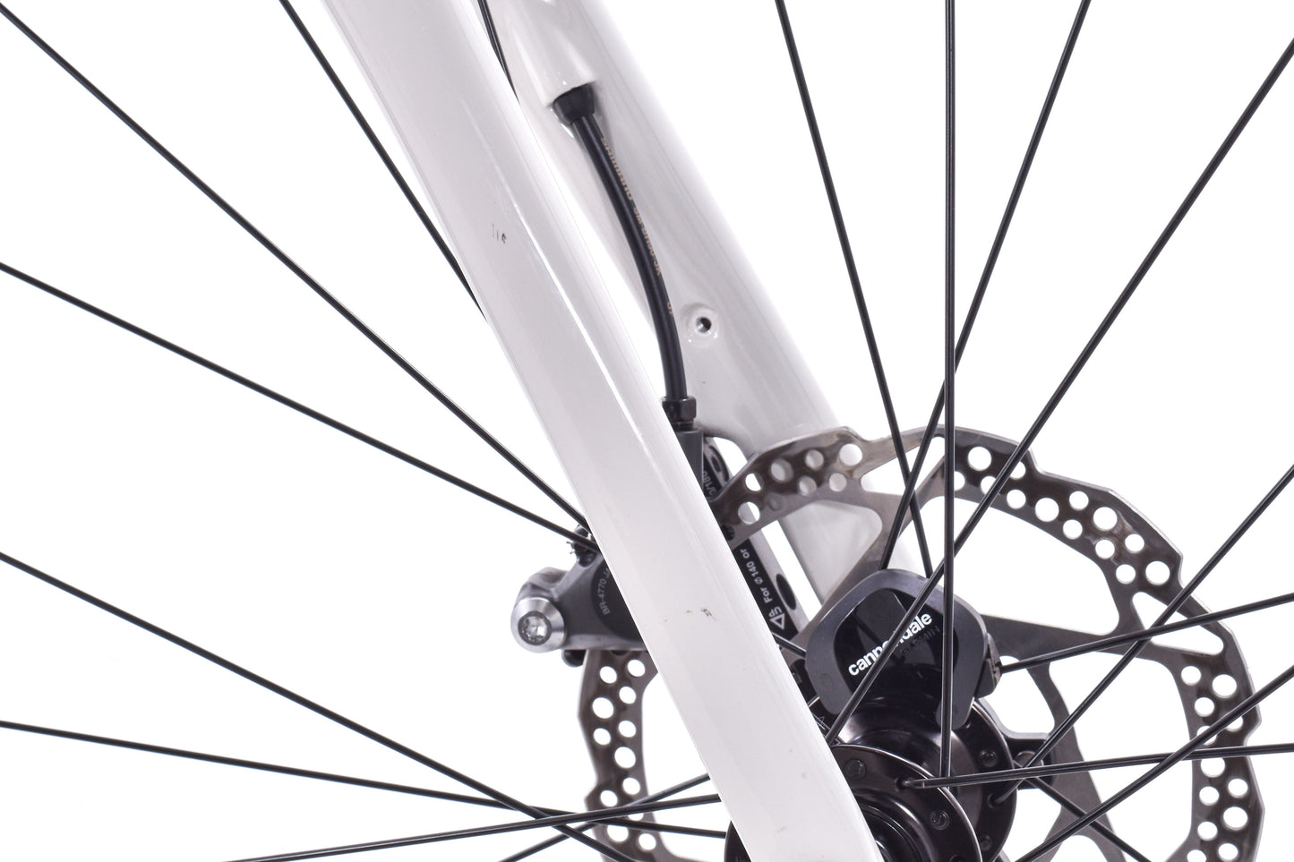 USED Cannondale Synapse AL2 Disc 58cm Road Bike Shimano Tiagra 2x10 speed White