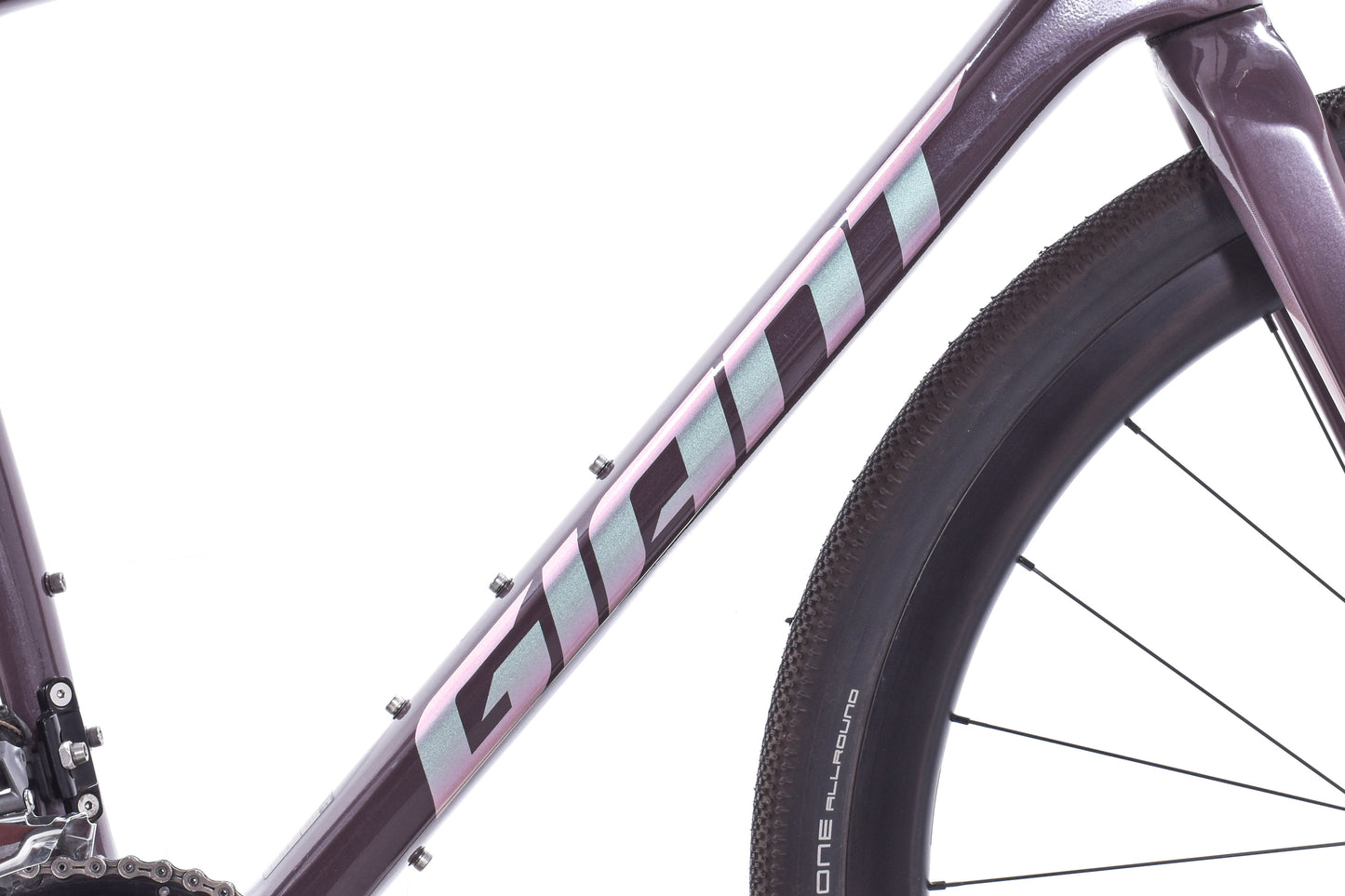 USED 2024 Giant Revolt Advanced 0 Medium Gravel Bike Shimano GRX 2x11 w/ Carbon Wheels Charcoal Plum