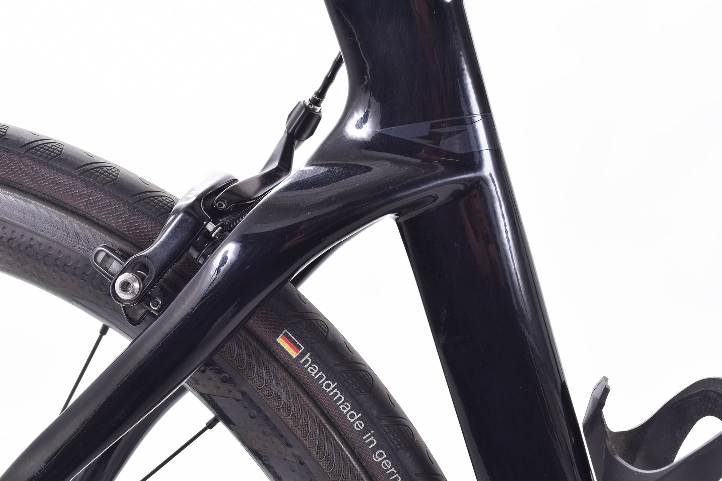 USED Pinarello Dogma F Rim 57.5cm Carbon Road Bike SRAM Red AXS 2x12 speed Zipp 303 Onyx Wheels Black