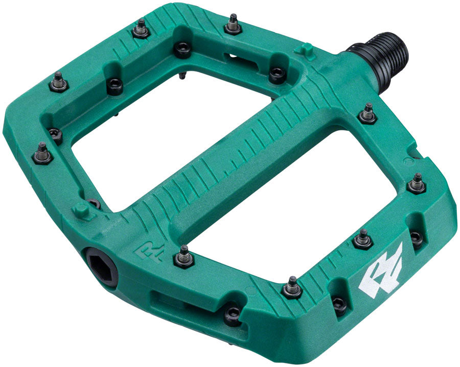 NEW RaceFace Chester Pedals - Platform, Composite, 9/16"