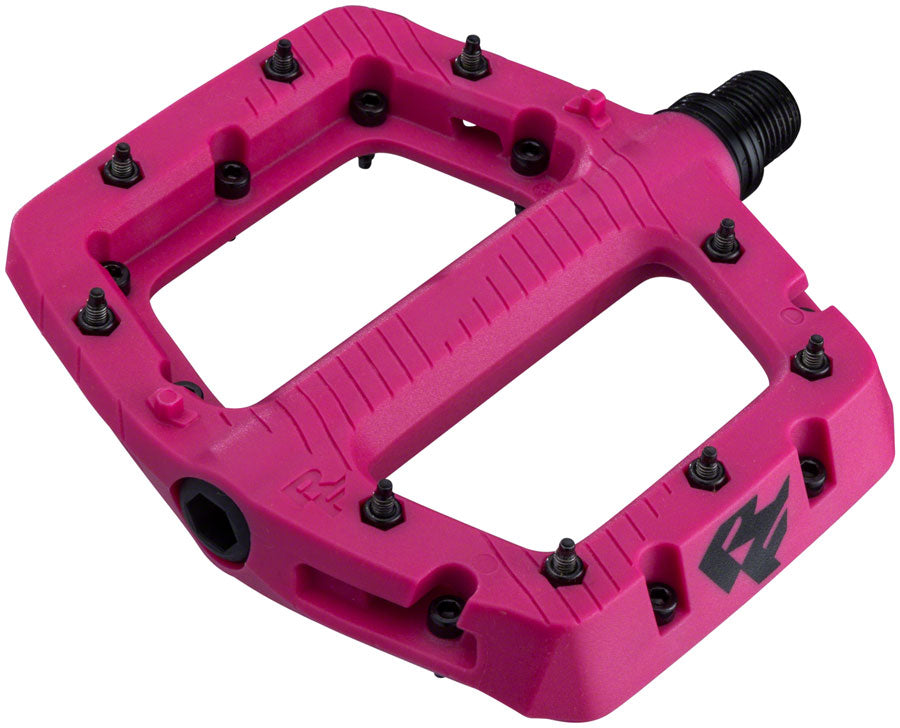 NEW RaceFace Chester Pedals - Platform, Composite, 9/16"