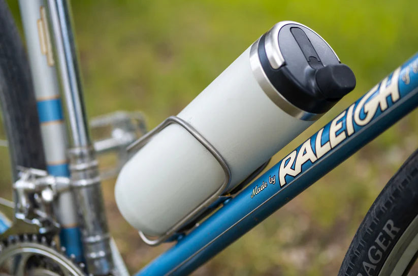 NEW King Cage Titanium Iris Bottle Cage