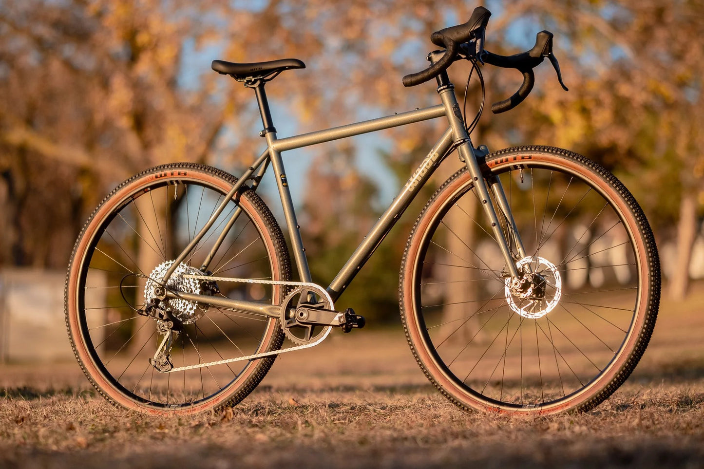 NEW Wilde Rambler Steel Gravel / All-Arounder Bike - Sage Green Shimmer
