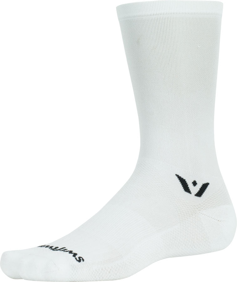 NEW Swiftwick Aspire Seven Socks - 7 inch, White, Medium