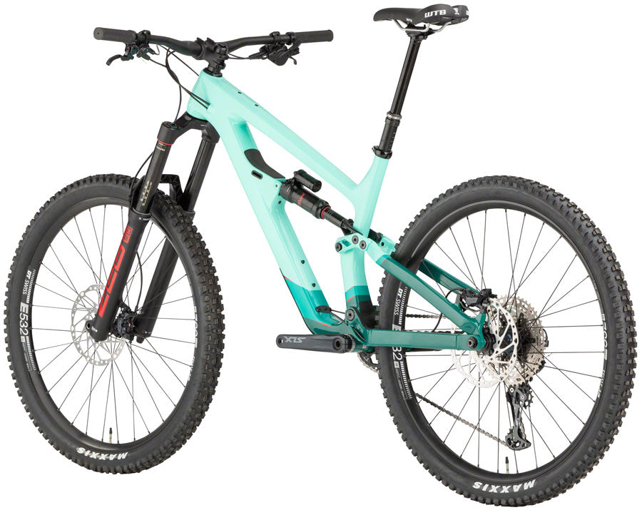 NEW Salsa Cassidy Carbon Carbon SLX - Green Mountain Bike - Around the Cycle