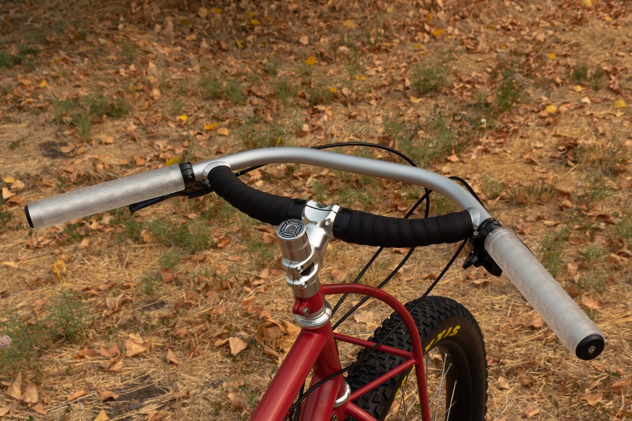 NEW Jones Kraton H-Grips for H Bars