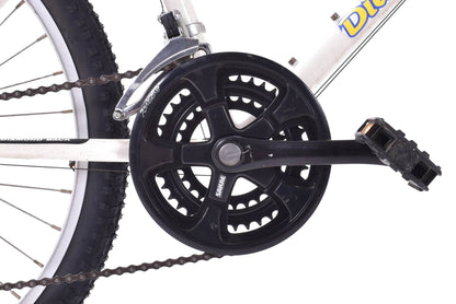 USED Vintage Diamondback Outlook 24" Kids Bike 3x6 speed White Steel