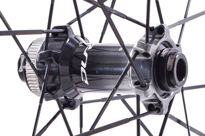 USED Shimano Dura-Ace C40 Carbon 700C Front Road Wheel CL Disc Tubeless 12x100mm Thru Axle