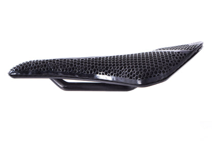 USED Fizik Argo Vento R1 Adaptive 3D-Printed Saddle Carbon Rail 150mm