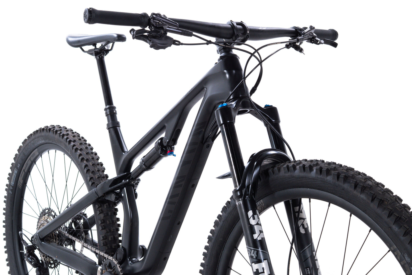 USED 2022 Canyon Neuron CF9 Medium Carbon Mountain Bike Full Suspension Shimano XT 1x12 speed 29" Black