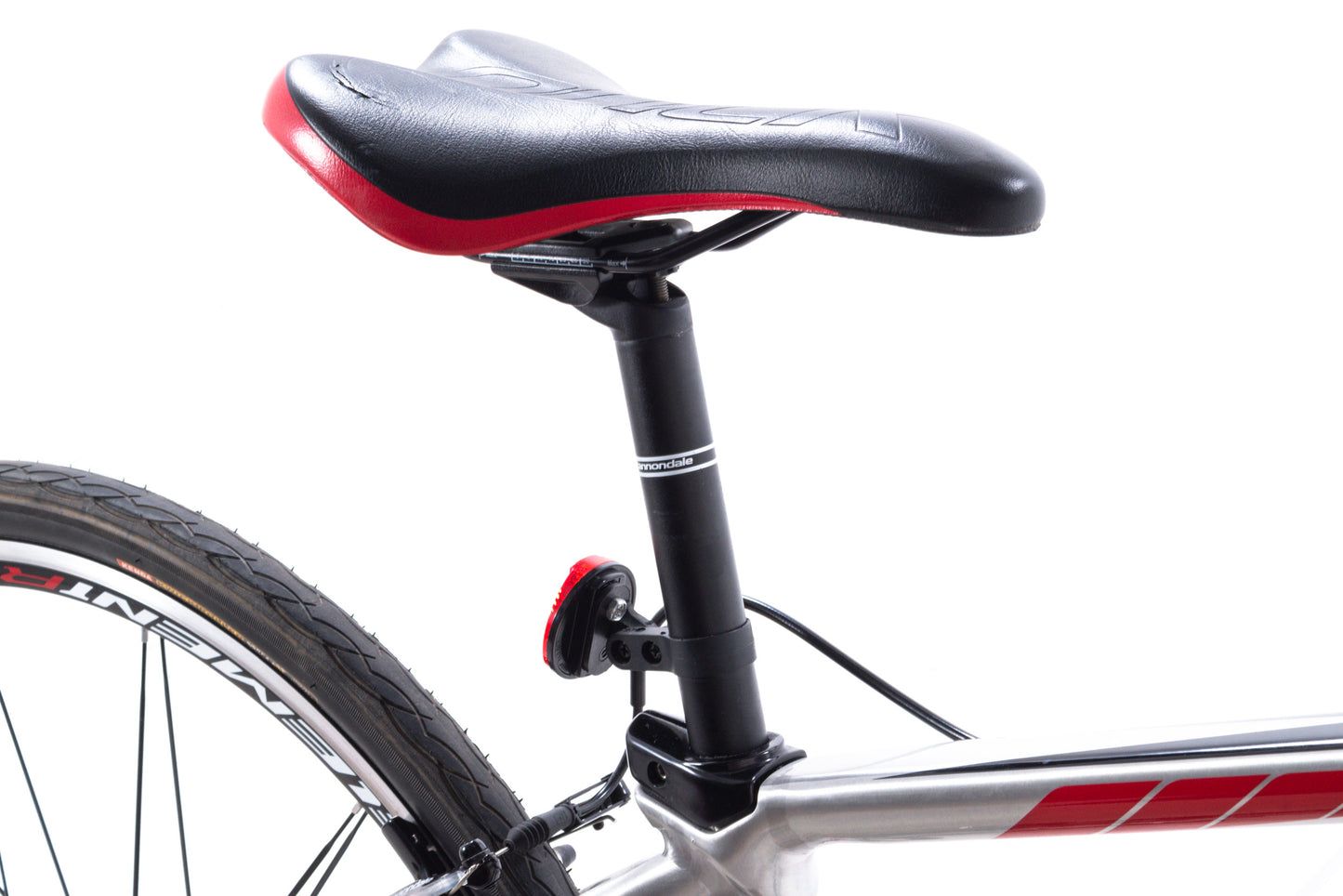 USED Cannondale Quick One Medium Hybrid Flat Bar Road Road Bike Shimano 2x10 speed Aluminum/Carbon Silver