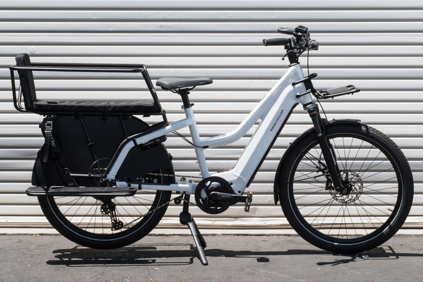 NEW* Riese & Muller Multicharger2 Mixte e-Cargo Bike, GT Family, Pearl White / Matt Black, 47cm - Floor Model