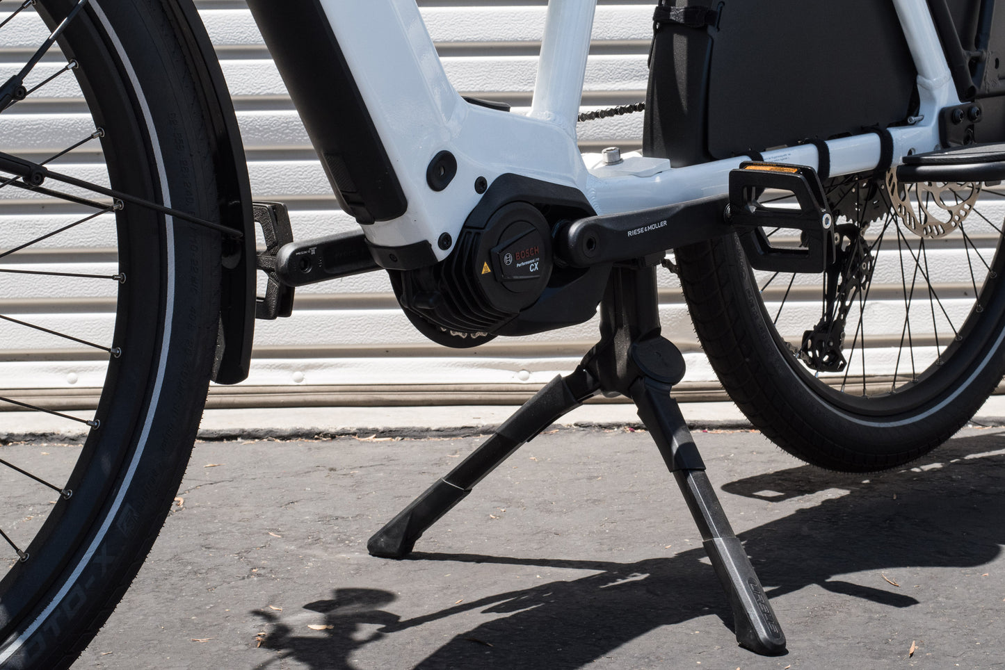 NEW* Riese & Muller Multicharger2 Mixte e-Cargo Bike, GT Family, Pearl White / Matt Black, 47cm - Floor Model