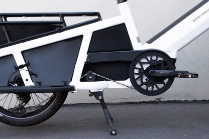 DEMO Riese & Muller Multitinker Touring e-Cargo Bike, Pearl White / Matt Black + Passenger Kit