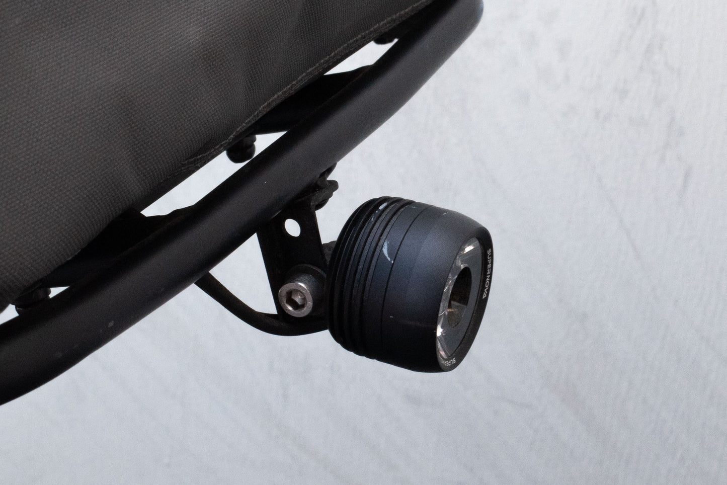 DEMO Riese & Muller Multitinker Touring e-Cargo Bike, Pearl White / Matt Black + Passenger Kit
