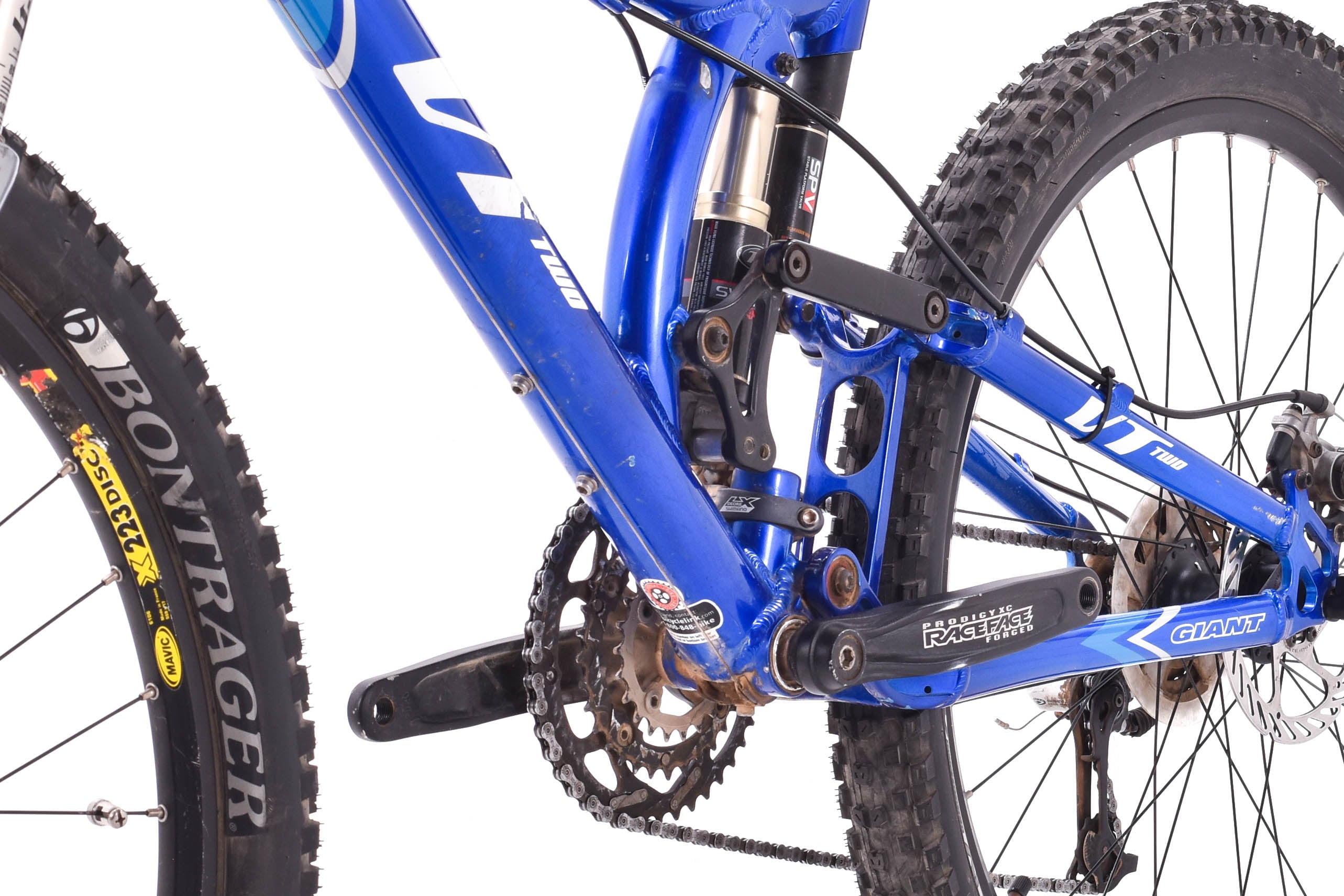 Giant v2 mountain bike sale