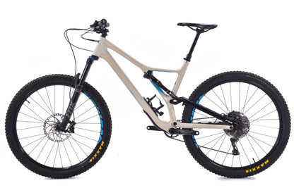 USED 2018 Specialized Stumpjumper Comp Carbon 29" Grey/Blue  XL