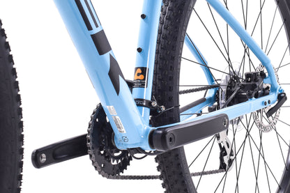 USED 2023 Trek Marlin 5 Medium/17.5" Hardtail Mountain Bike Shimano 2x8 speed