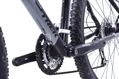 USED Trek 6000 Alloy Hardtail Mountain Bike 17.5" SRAM 3x9 Speed Disc Brakes 26" Wheels