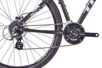 USED 2017 Trek Marlin 6 17.5" Aluminum Hardtail Mountain Bike Shimano 3x8