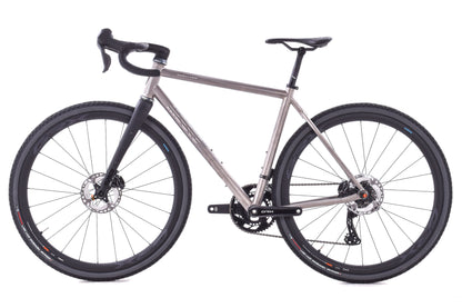 USED 2024 Moots Routt CRD 54cm Titanium Gravel Bike Shimano GRX Di2 2x12 speed 700C Carbon Wheels