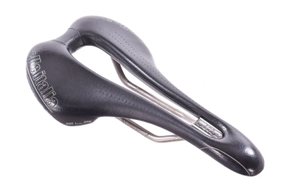 USED Selle Italia SLR Superflow 145mm Saddle Titanium Rail Carbon Shell