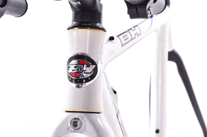 USED BH Aluminum/Carbon Medium Time Trial / Triathlon Frame w/ Cockpit Rim Brake White