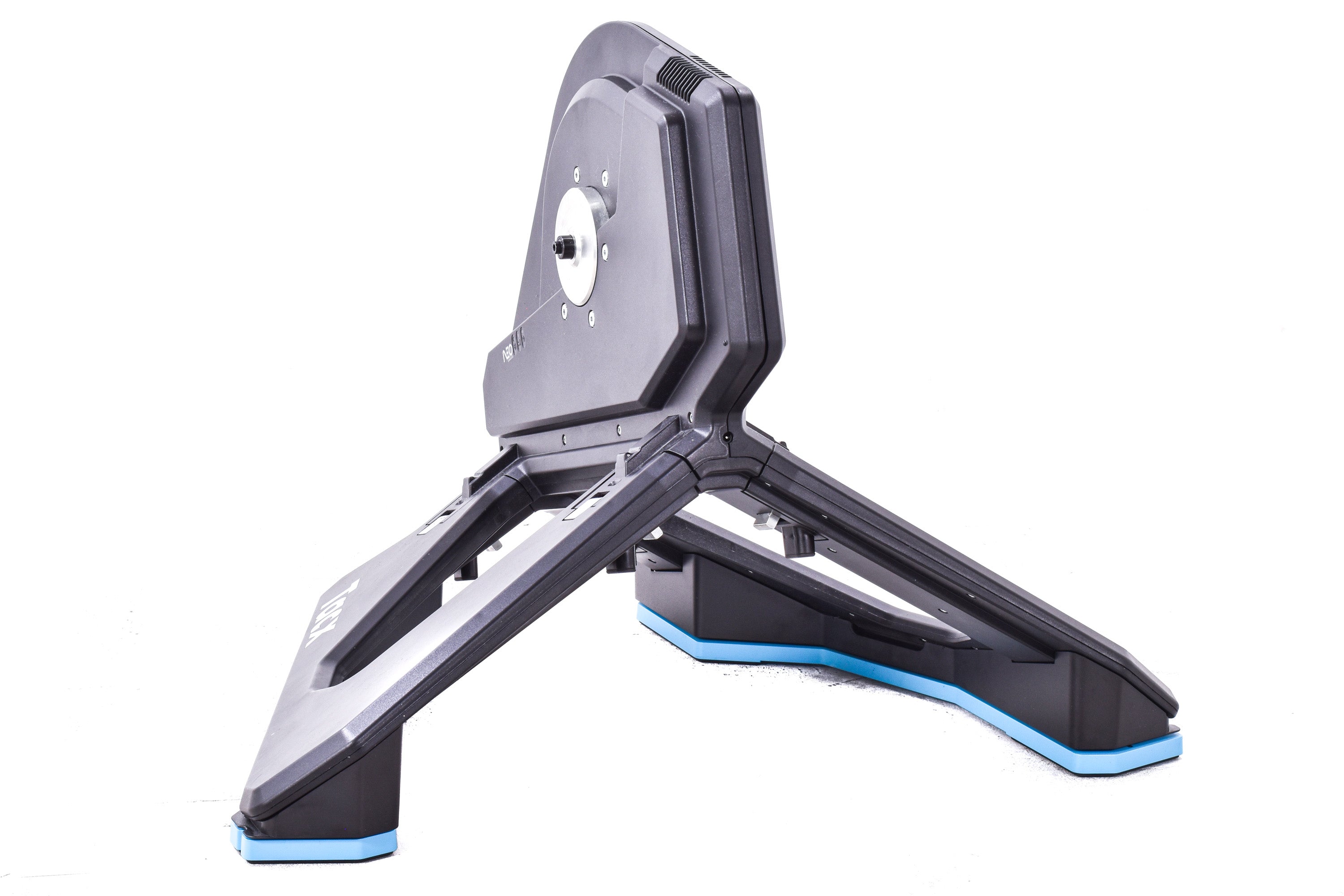 USED Tacx Neo Direct Drive Cycling Smart Trainer 1st Generation T2800