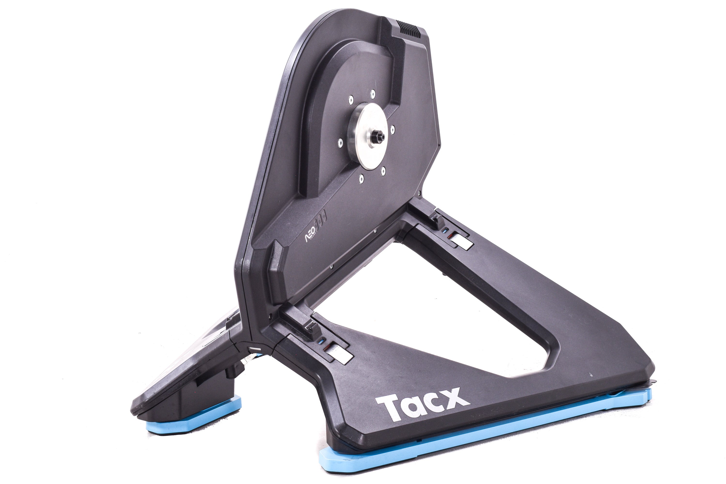 USED Tacx Neo Direct Drive Cycling Smart Trainer 1st Generation T2800