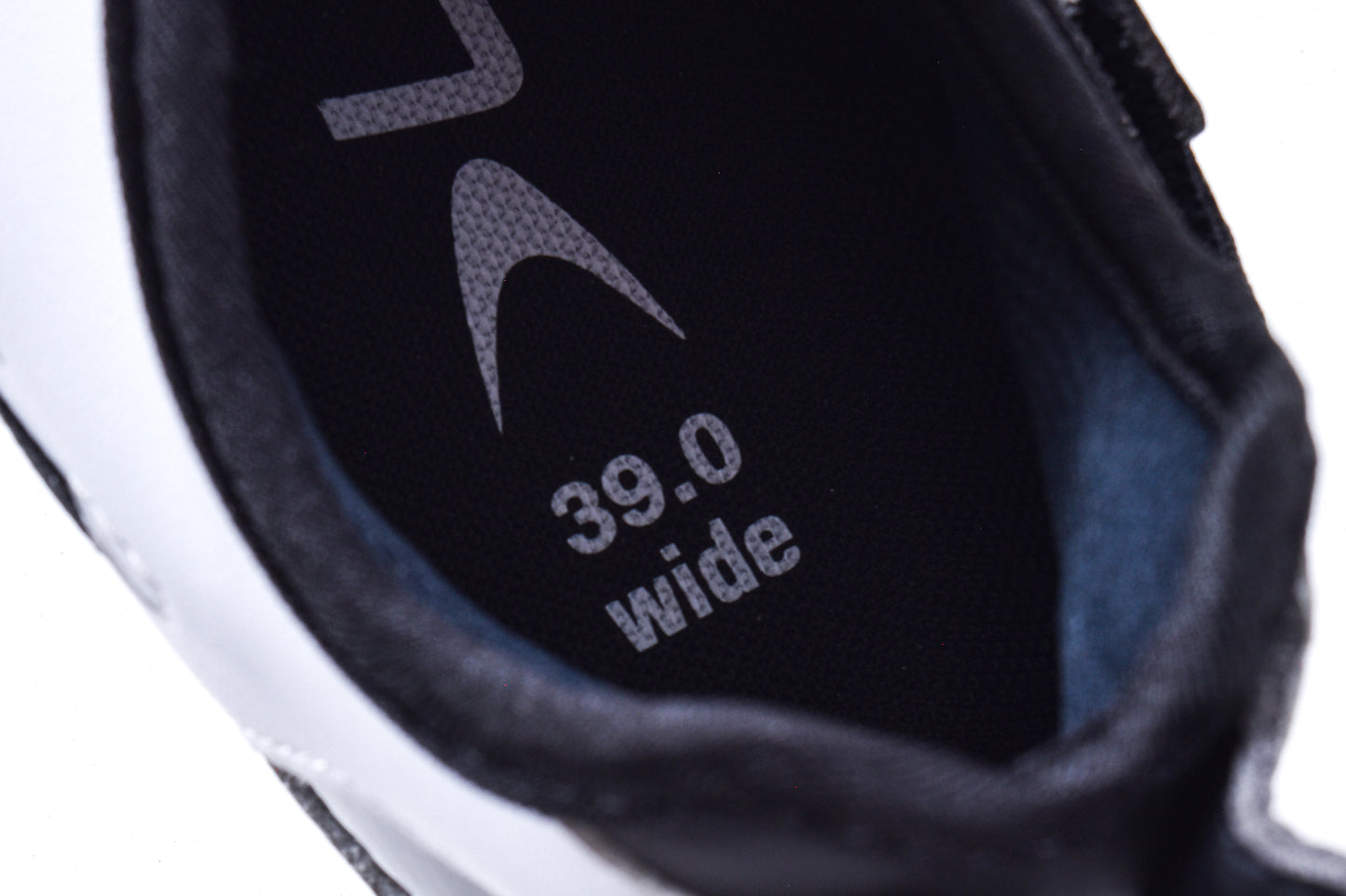 NEW Out of Box Lake TX322 39 Wide Carbon-Sole Road/Tri Cycling Shoes White/Black