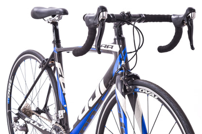USED 2013 Fuji Altamira 3.0 LE Medium Carbon Road Bike Shimano 105 2x10 speed
