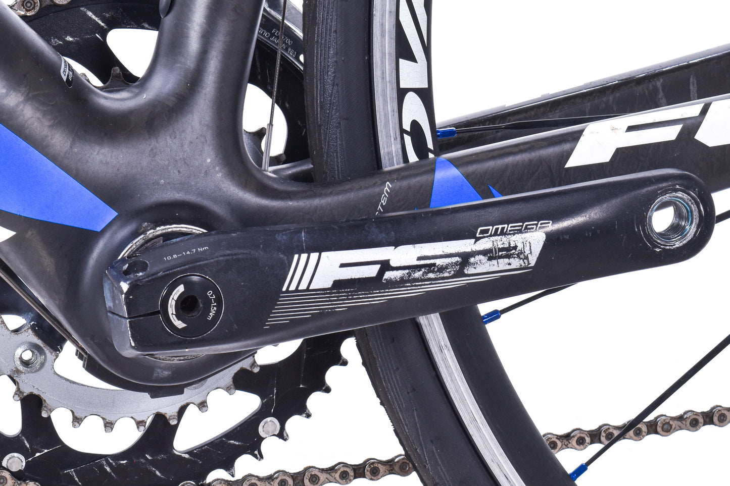 USED 2013 Fuji Altamira 3.0 LE Medium Carbon Road Bike Shimano 105 2x10 speed