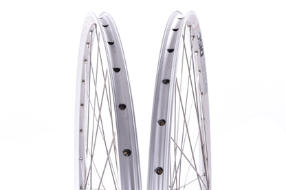 NEW out of box Mach 1 250 Disc Wheelset 700c 32H Shimano Deore XT M756 Hubs 6-Bolt Silver QR