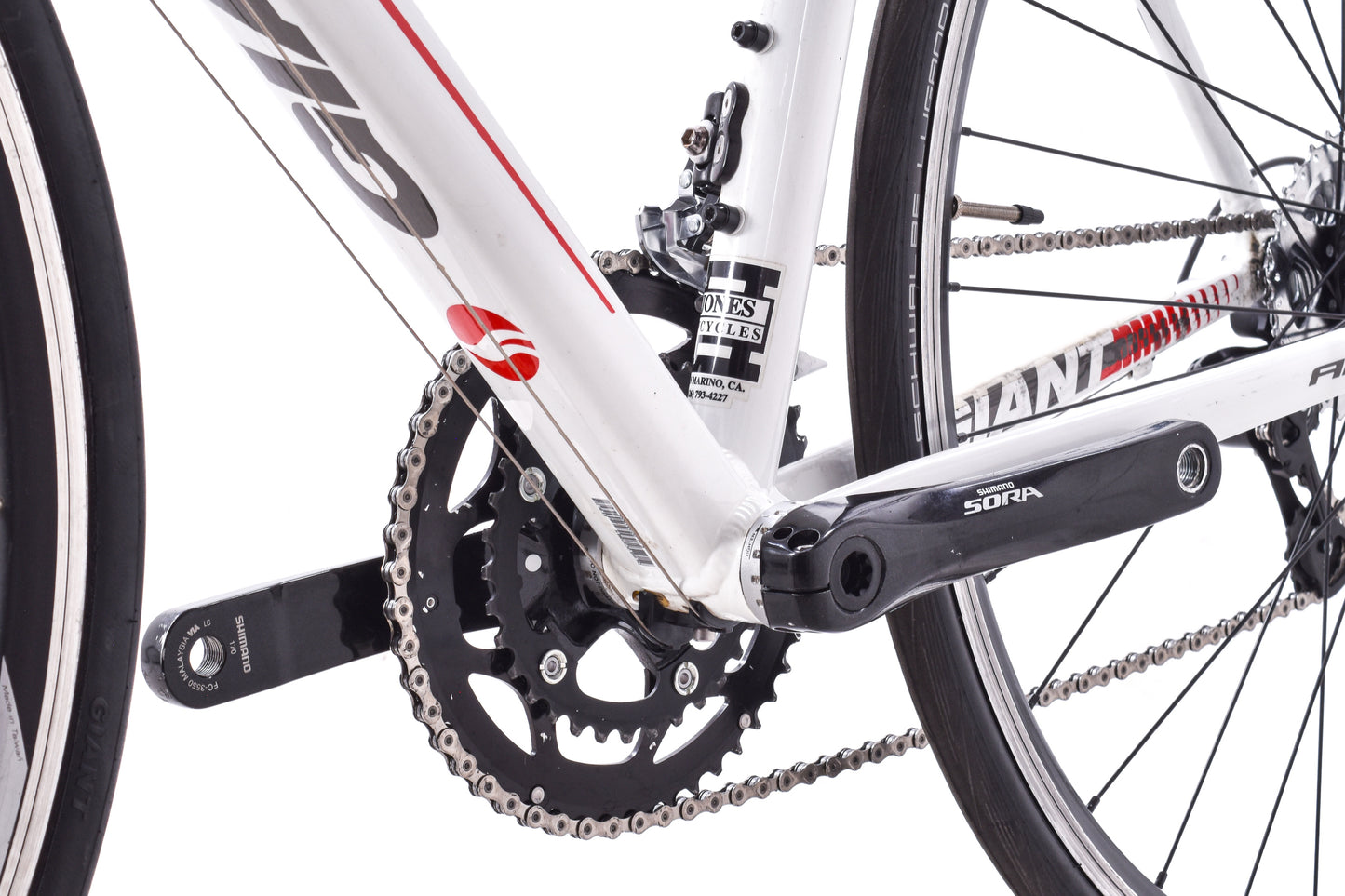 USED 2014 Giant Defy 3 Small Alloy Road Bike Shimano Sora 2x9 speed Red/White