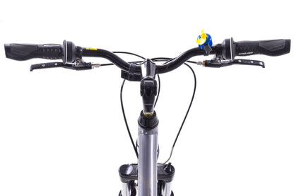 USED Giant Sedona DX Small Comfort Hybrid Bike 3x8 Speed Shimano Rim Brake