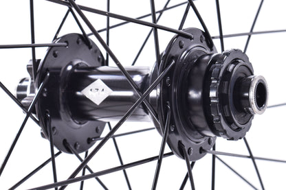 USED WTB KOM Trail i30 29" Boost Single Speed 6-Bolt Disc wheelset w/ 29x2.35" Tires + Tannus Armour
