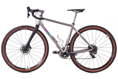 USED Moots Routt 45 52cm Titanium Gravel Bike SRAM Force AXS D2 Wide 2x12 ENVE 700C Carbon Wheels