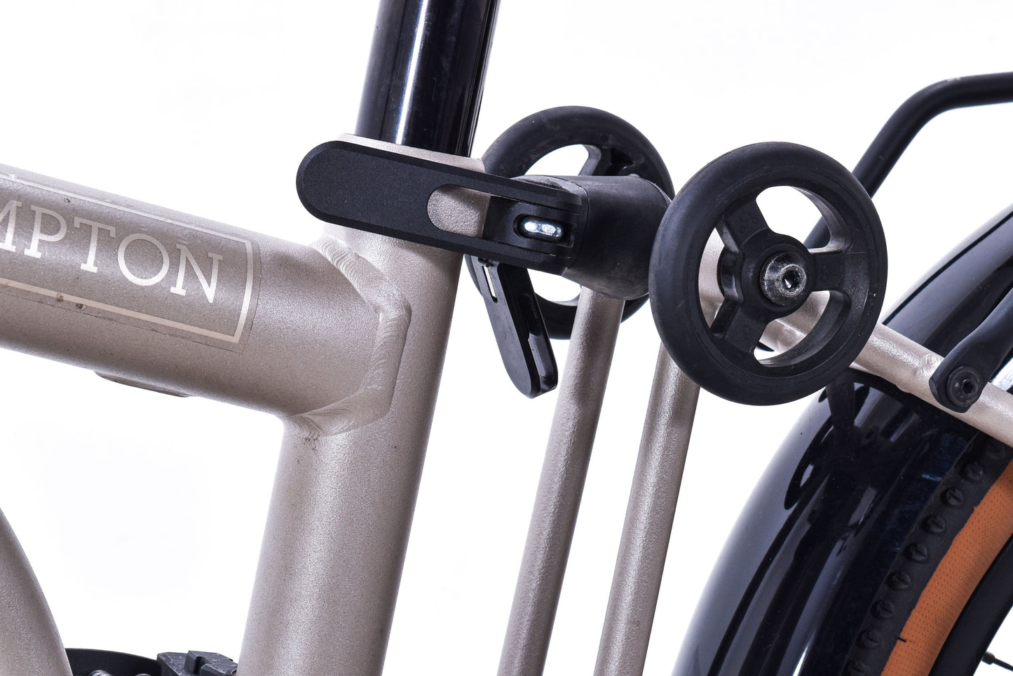 USED Brompton G Line 8 Speed Small Folding Bike 20" Wheels Gravel Tires Disc Brakes Traildust White