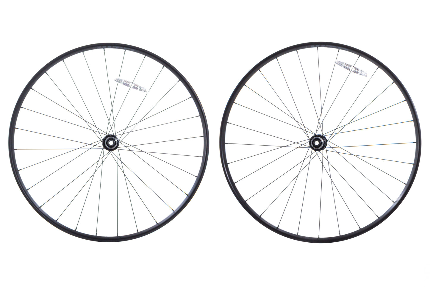 USED WTB ST i23 700C Alloy Wheelset 700C CL Disc 100x12mm Thru Axle Shimano HG All-Road/Gravel Tubeless