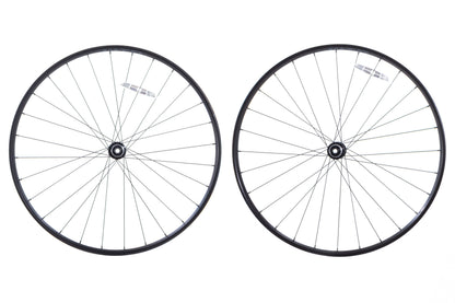 USED WTB ST i23 700C Alloy Wheelset 700C CL Disc 100x12mm Thru Axle Shimano HG All-Road/Gravel Tubeless