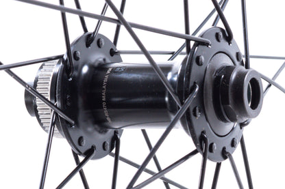 USED WTB ST i23 700C Alloy Wheelset 700C CL Disc 100x12mm Thru Axle Shimano HG All-Road/Gravel Tubeless