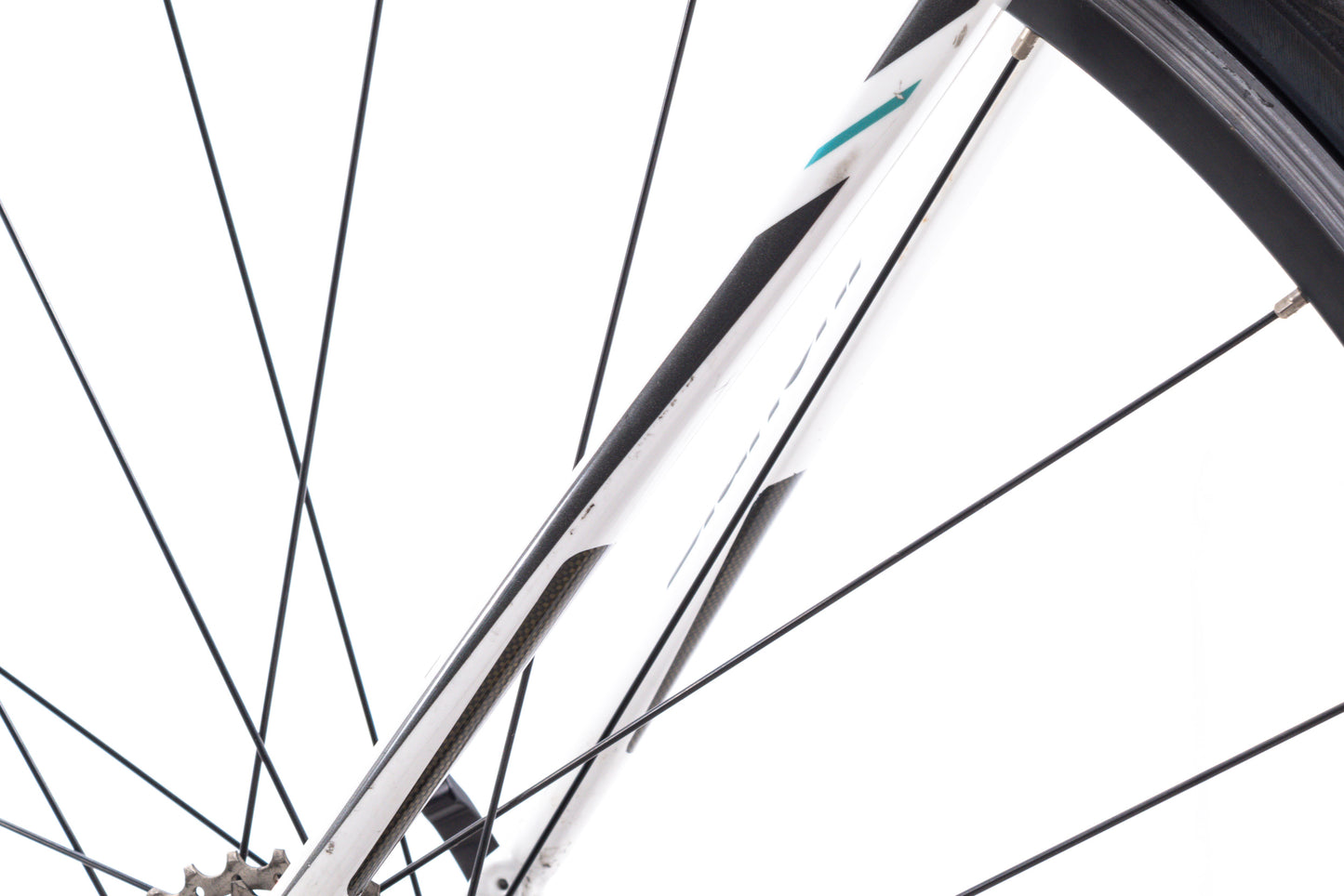 USED Bianchi Intenso 54cm Carbon Road Bike Shimano 105 2x11 Speed White/Black
