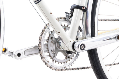 USED Public R18 Disc Steel Hybrid / Commuter Bike Small Shimano Sora 2x9 speed White