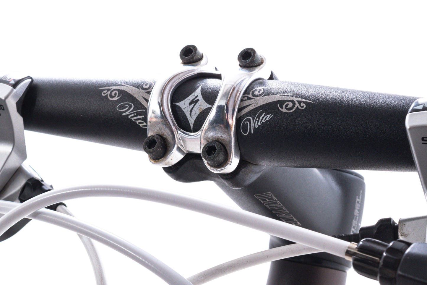 USED Specialized Vita Comp Women's Large Flat Bar Road Bike/Hybrid Shimano 3x9 speed Aluminum/Carbon Pearl White.
