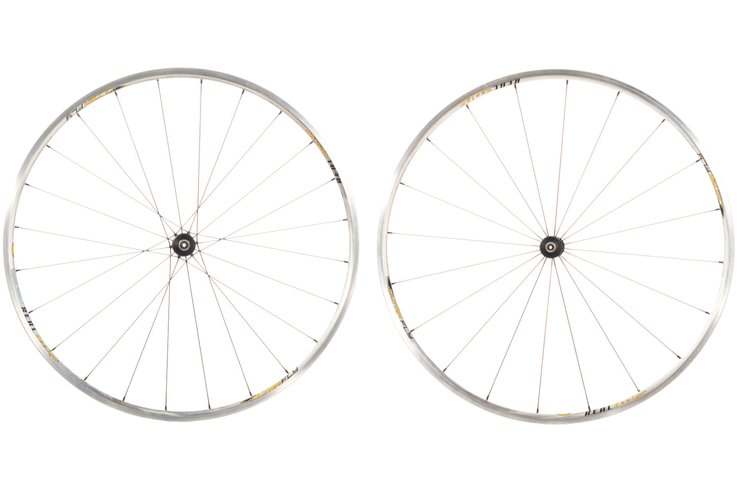 USED Real Design Ultra Fly 700C Ultra Light Alloy Clincher Wheelset Rim Brake QR 10 speed 1430g Silver