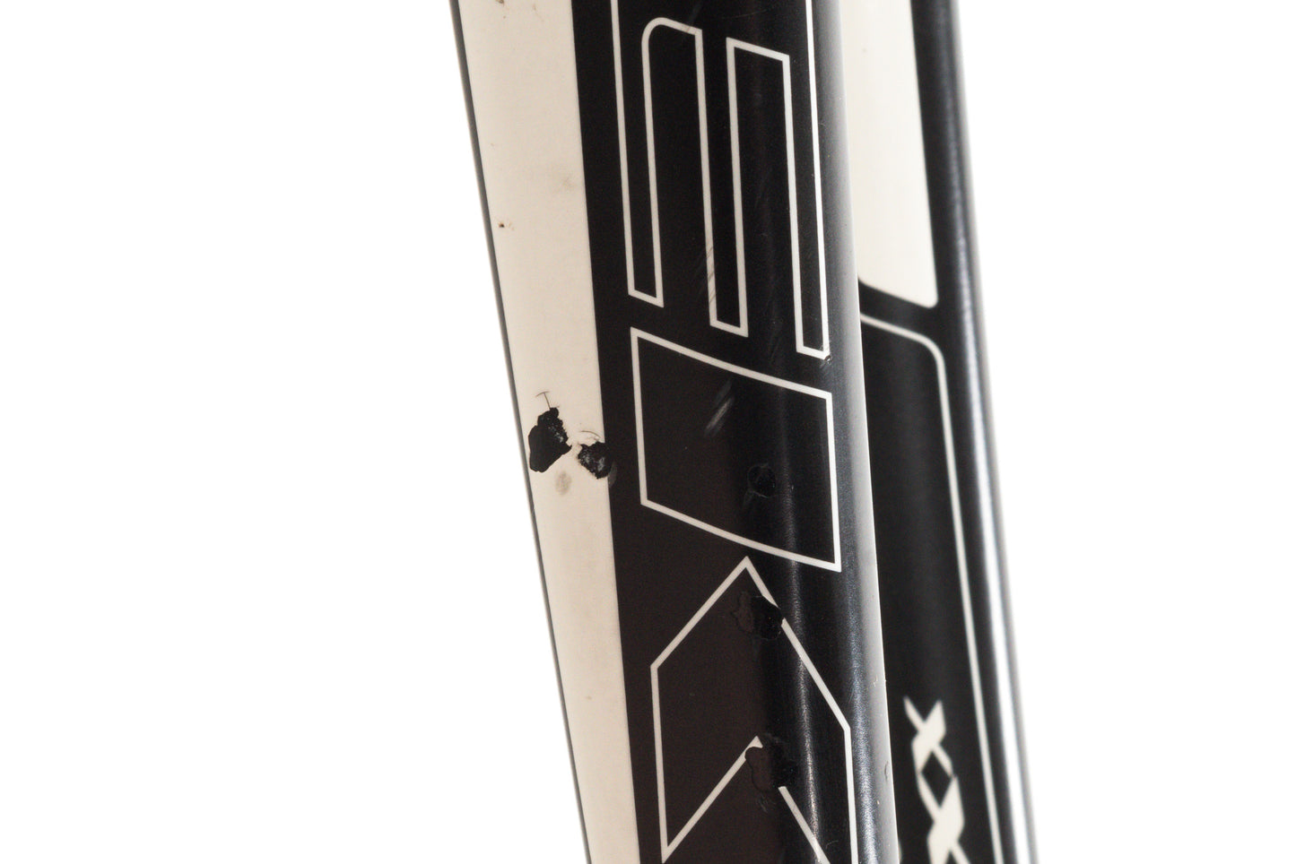 USED Trek Madone SSL 6.7 700C Tapered Carbon Road Bike Fork Rim Brake Quick Release Bontrager xXx Black/White