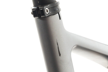 USED 2023 Orbea Rise M10 Carbon E-Mountain Bike Raw/Gray XL Deore XT 1x12 Fox Factory w/ Range Extender