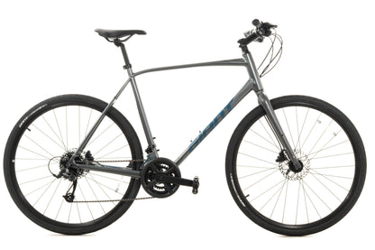 NEW *demo* Giant Escape Disc 2 XL Aluminum Hybrid Bike 2x8 speed Hydraulic Dark Silver