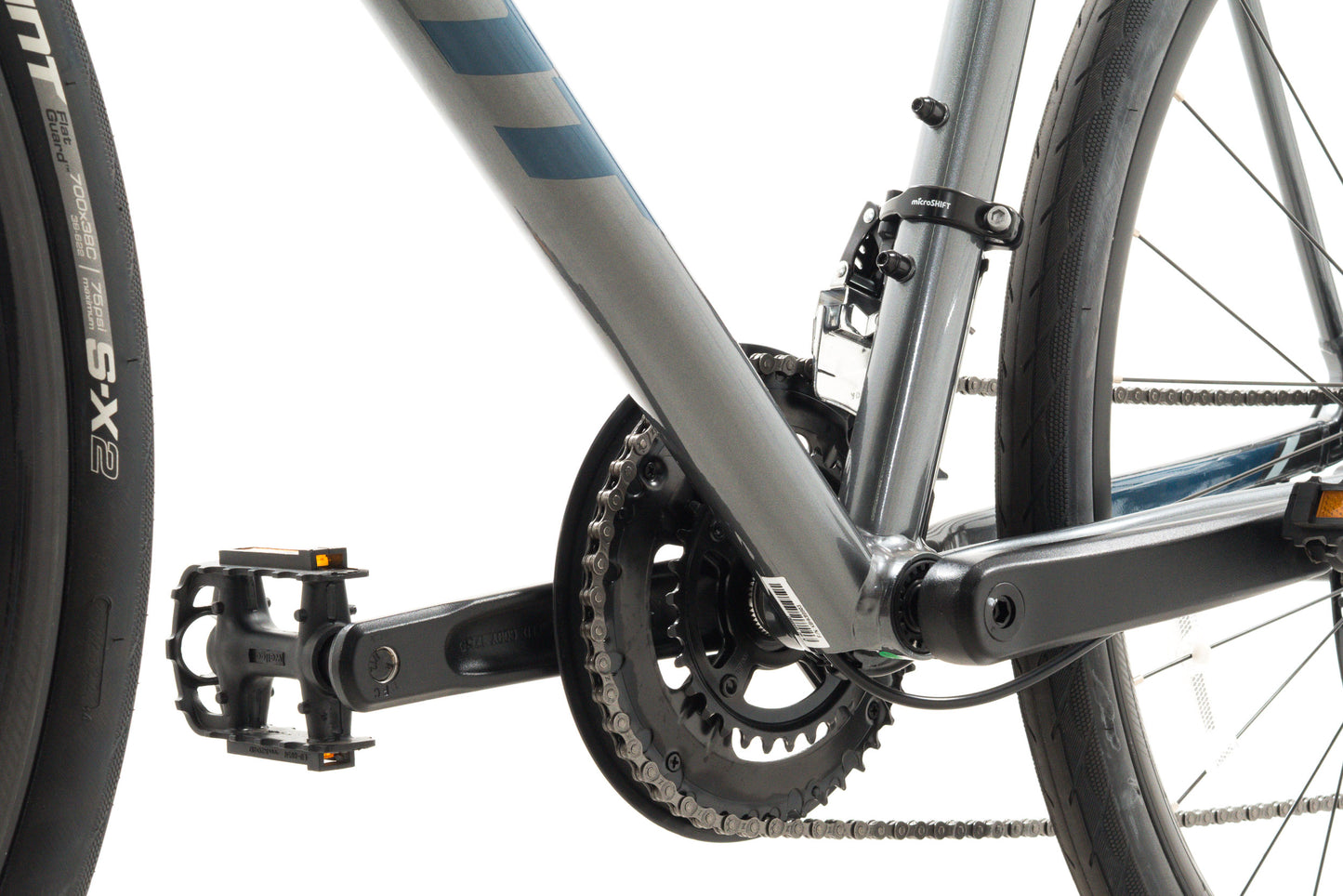 NEW *demo* Giant Escape Disc 2 XL Aluminum Hybrid Bike 2x8 speed Hydraulic Dark Silver